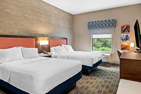 Hampton Inn & Suites Grove City