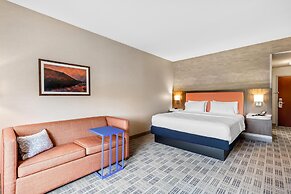 Hampton Inn & Suites Grove City