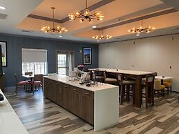 La Quinta Inn & Suites by Wyndham Oklahoma City - Moore