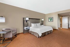 Best Western Plus Kendall Hotel & Suites