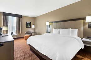 Best Western Plus Kendall Hotel & Suites