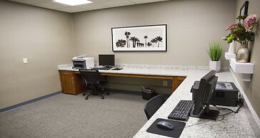 Best Western Plus Kendall Hotel & Suites