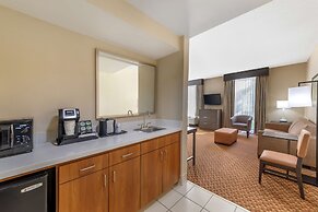 Best Western Plus Kendall Hotel & Suites
