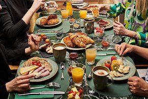 Hotel Bordeaux Clemenceau by HappyCulture