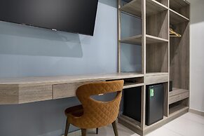 Phidias Piraeus Hotel