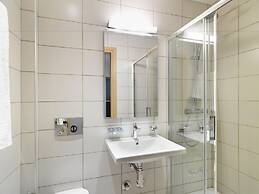 Phidias Piraeus Hotel