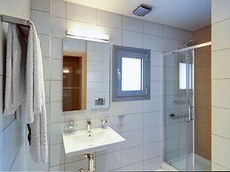 Phidias Piraeus Hotel