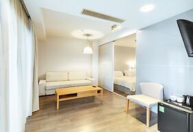 Phidias Piraeus Hotel