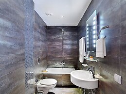 Phidias Piraeus Hotel