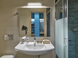 Phidias Piraeus Hotel