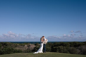 Pullman Magenta Shores Resort