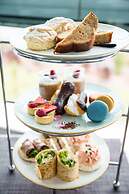 Pullman Magenta Shores Resort