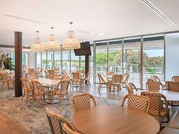 Pullman Magenta Shores Resort