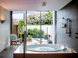 Pullman Magenta Shores Resort