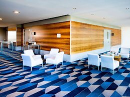 Pullman Magenta Shores Resort