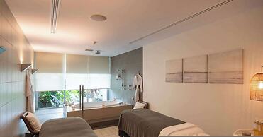 Pullman Magenta Shores Resort