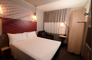 ibis Campo Grande