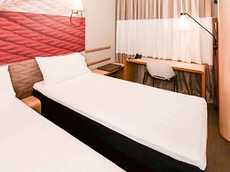 ibis Campo Grande