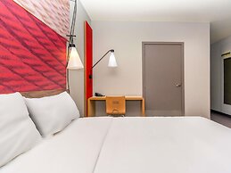 ibis Campo Grande