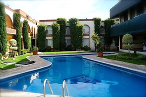 Hotel & Suites Villa del Sol