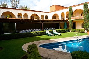 Hotel & Suites Villa del Sol