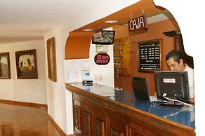 Hotel & Suites Villa del Sol