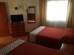 Hotel & Suites Villa del Sol