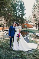 DiamondStone Guest Lodges