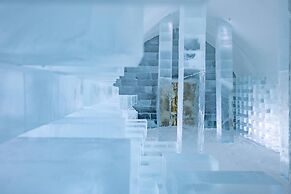 Ice Hotel
