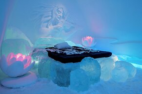 Ice Hotel