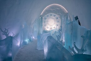 Ice Hotel