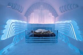 Ice Hotel