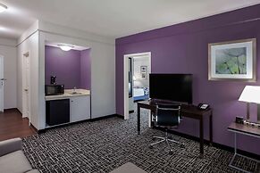 La Quinta Inn & Suites by Wyndham Lubbock North