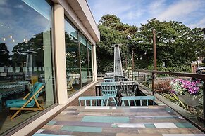 Holiday Inn Bournemouth by IHG