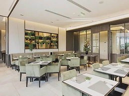 Bliston Suwan Park View