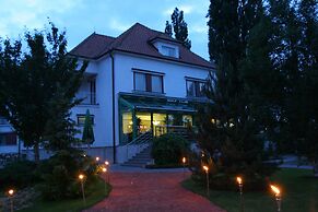 Ensana Thermia Palace