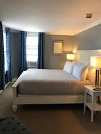 The Inns On Bellevue