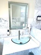 The Inns On Bellevue