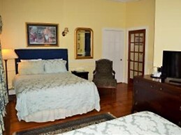 The Inns On Bellevue