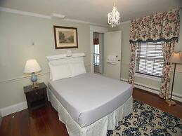 The Inns On Bellevue