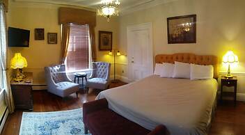 The Inns On Bellevue