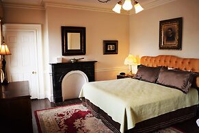 The Inns On Bellevue