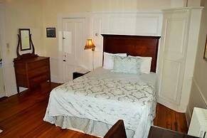 The Inns On Bellevue