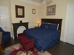 The Inns On Bellevue