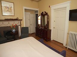 The Inns On Bellevue