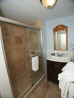 The Inns On Bellevue