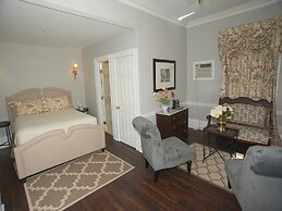 The Inns On Bellevue