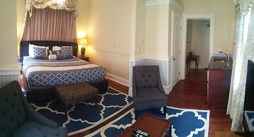 The Inns On Bellevue