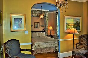 The Inns On Bellevue