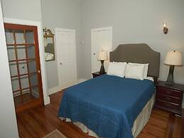 The Inns On Bellevue